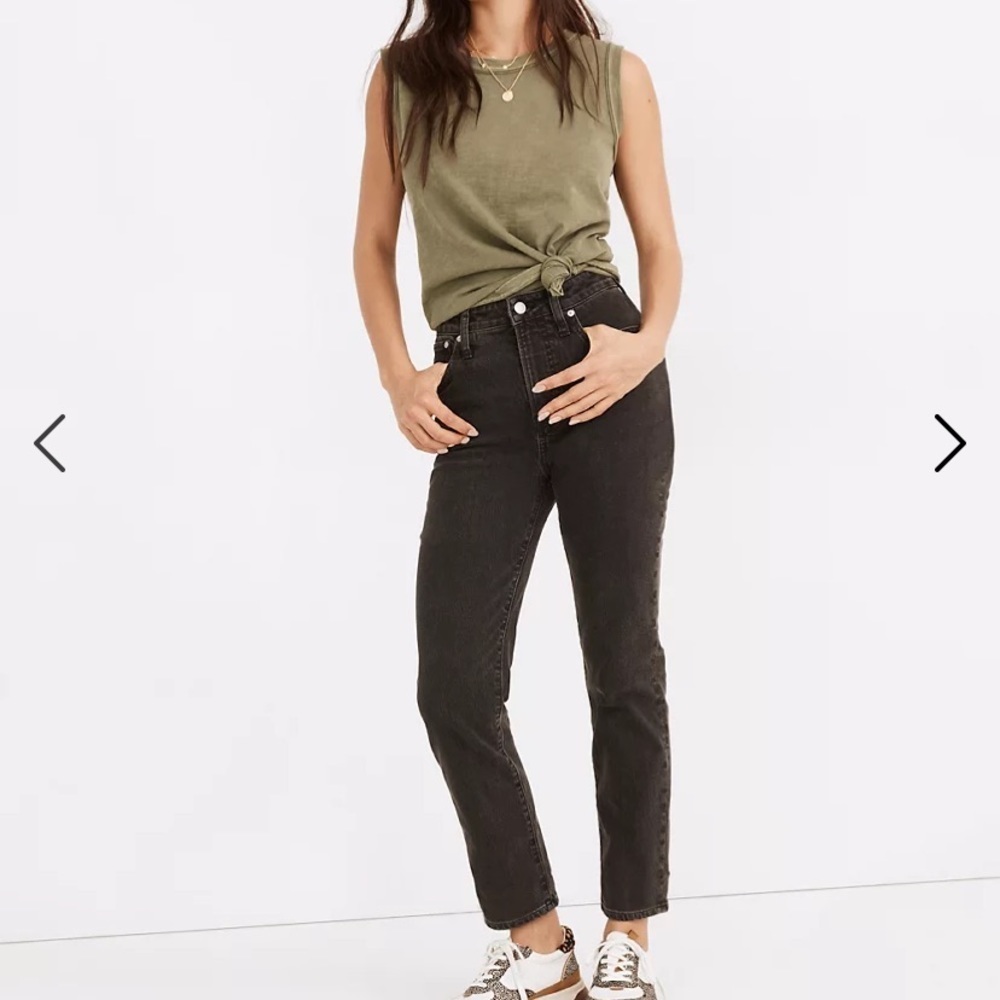 Madewell The Curvy Perfect Vintage Jean in Lunar Wash NA883